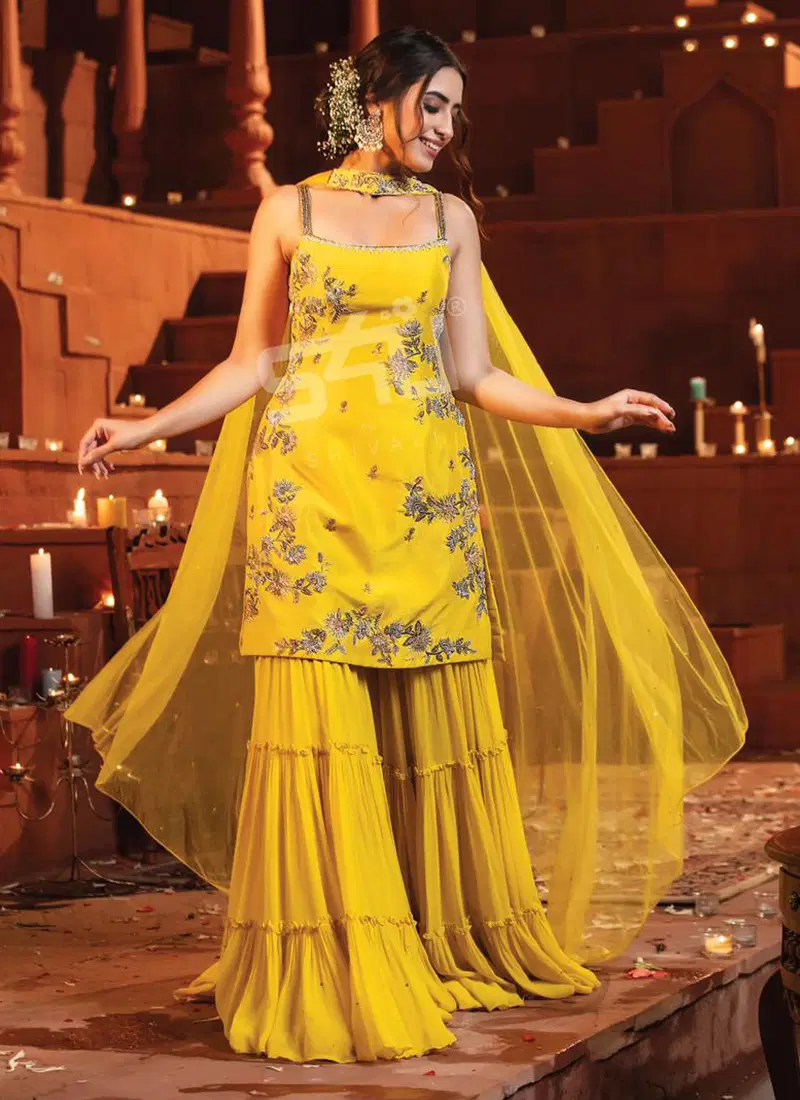 Yellow Colour Inayat 3 Heavy Stylish Fancy Designer Wedding Wear Latest Salwar Suit Collection 302